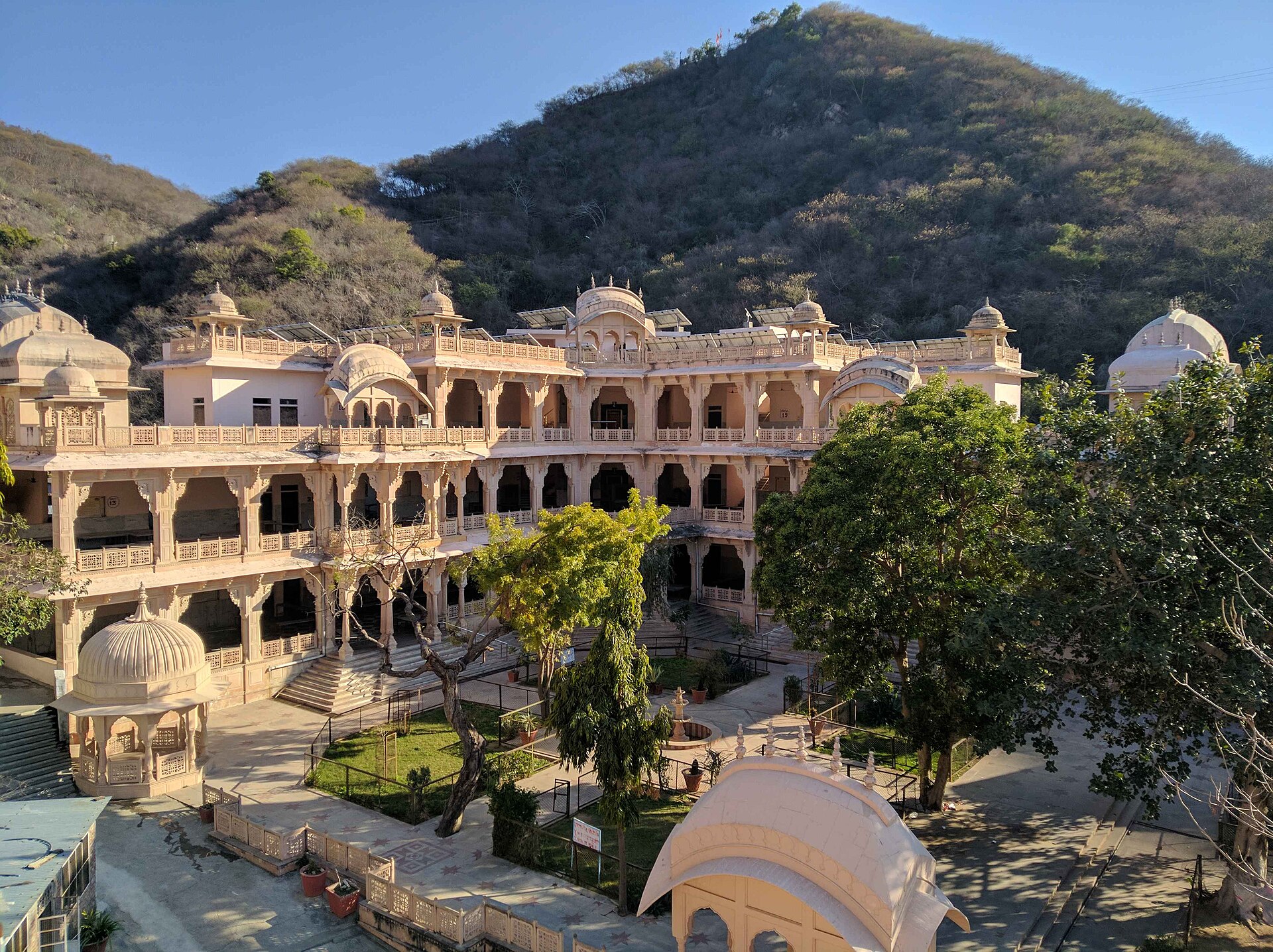 Khole Ke Hanuman Ji Temple — view 2